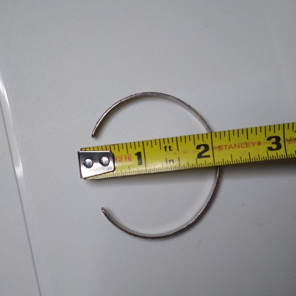 Vintage Small Sterling Decorative Open Bangle - Picture 13 of 14